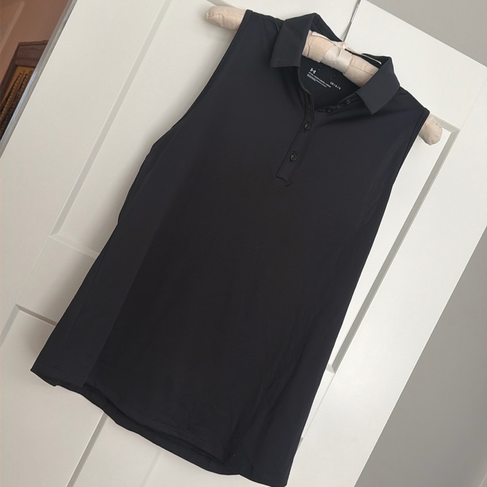 Under Armour top women’s size L